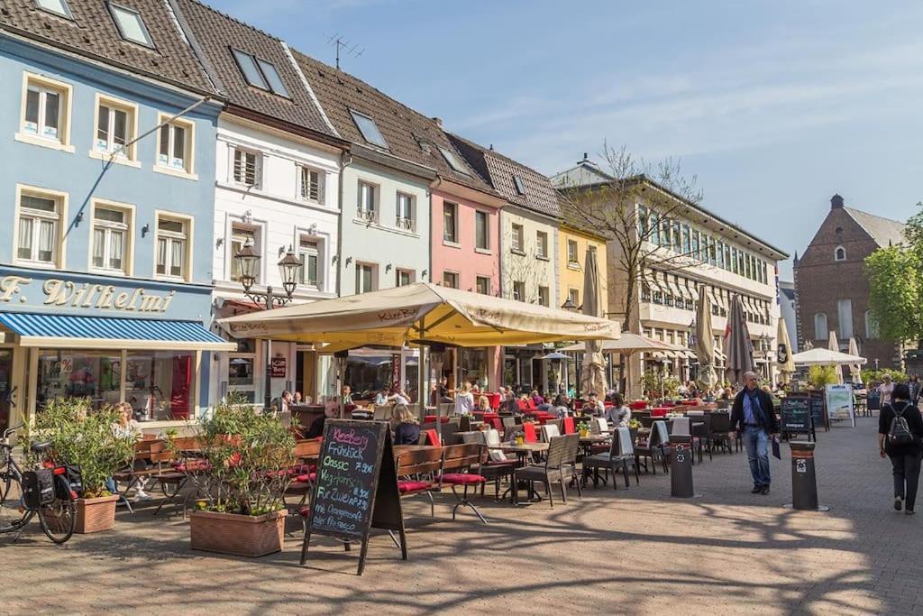 Direkt An Der Landesgartenschau 2026 - Moderne Stadtwohnung Am Neusser Markt! Apartment Neuss